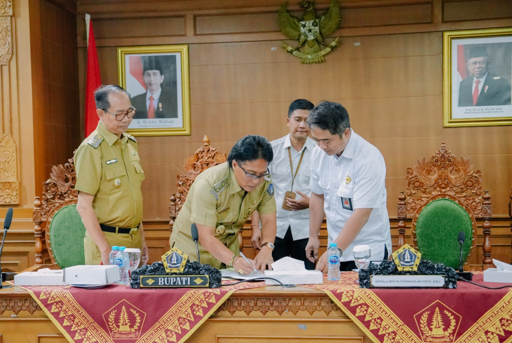 Entry Meeting BPK Atas LKPD Kabupaten Badung TA 2023  Bupati Giri Prasta : “OPD Sudah Bekerja Maksimal, Kualitasnya Di Tingkatkan Lagi”